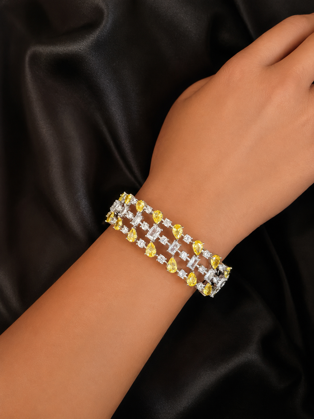 Royal Gem Lock Bangle