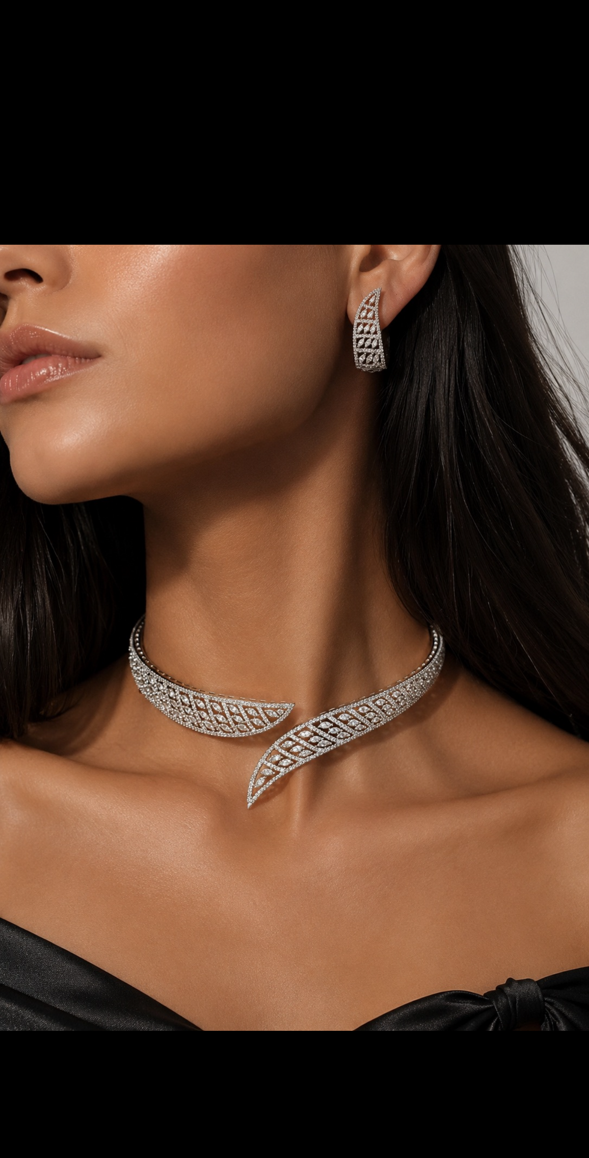 Celestial Contour Open-Front Diamond Choker Set
