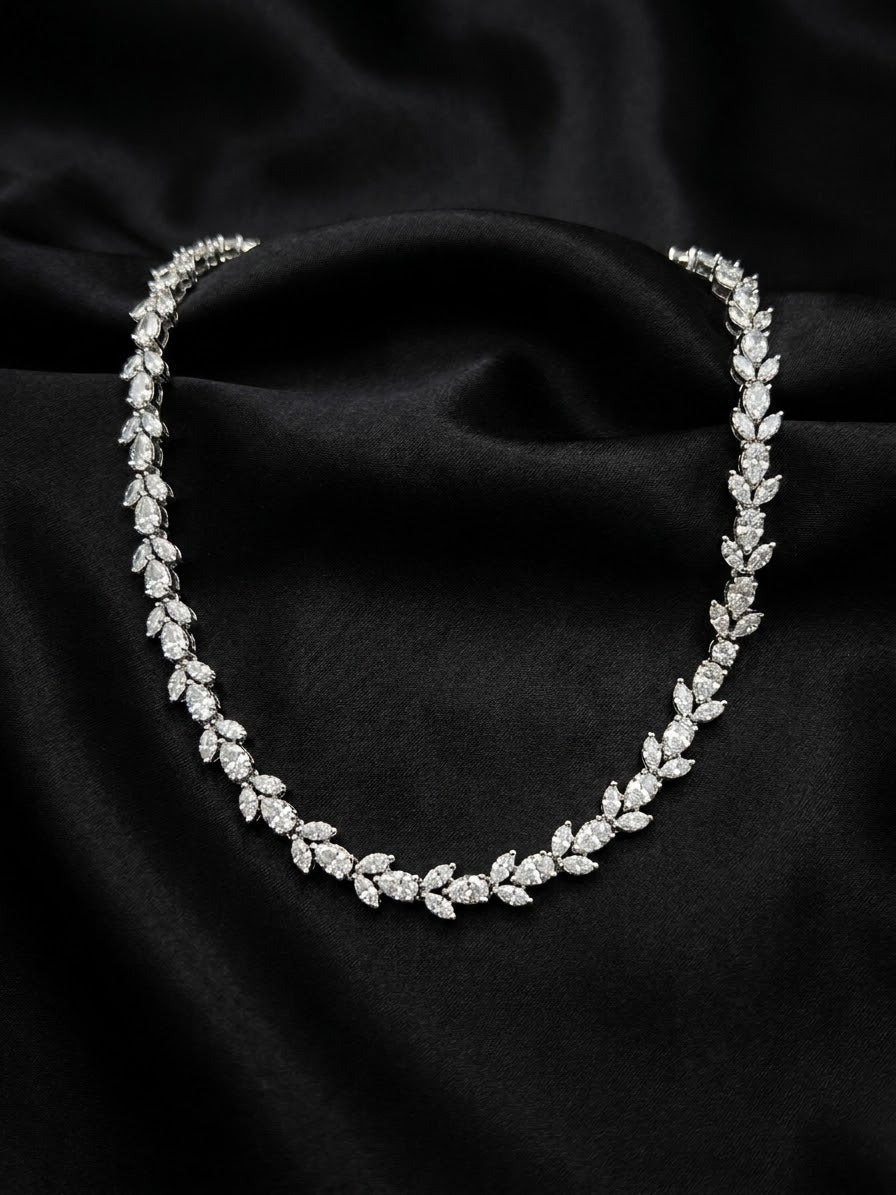 Adjustable elegant Set