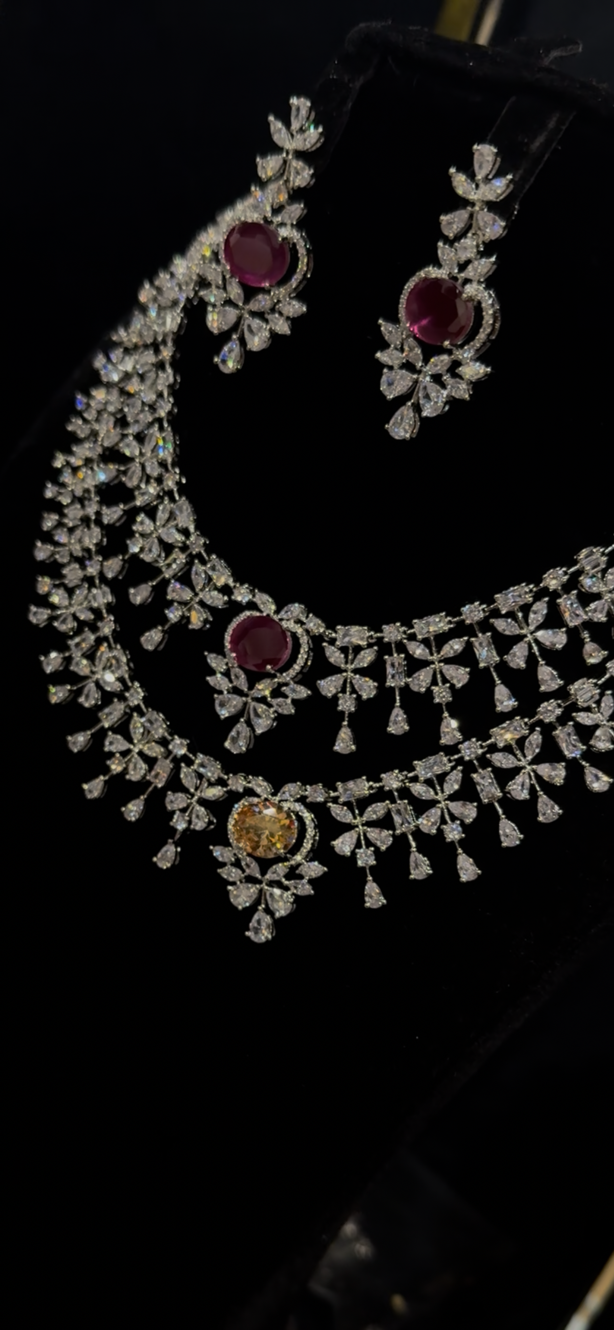 Set of necklace and earrings