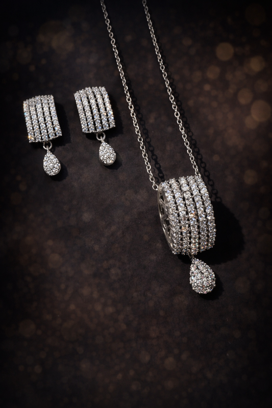 Radiant elegant Drop Set