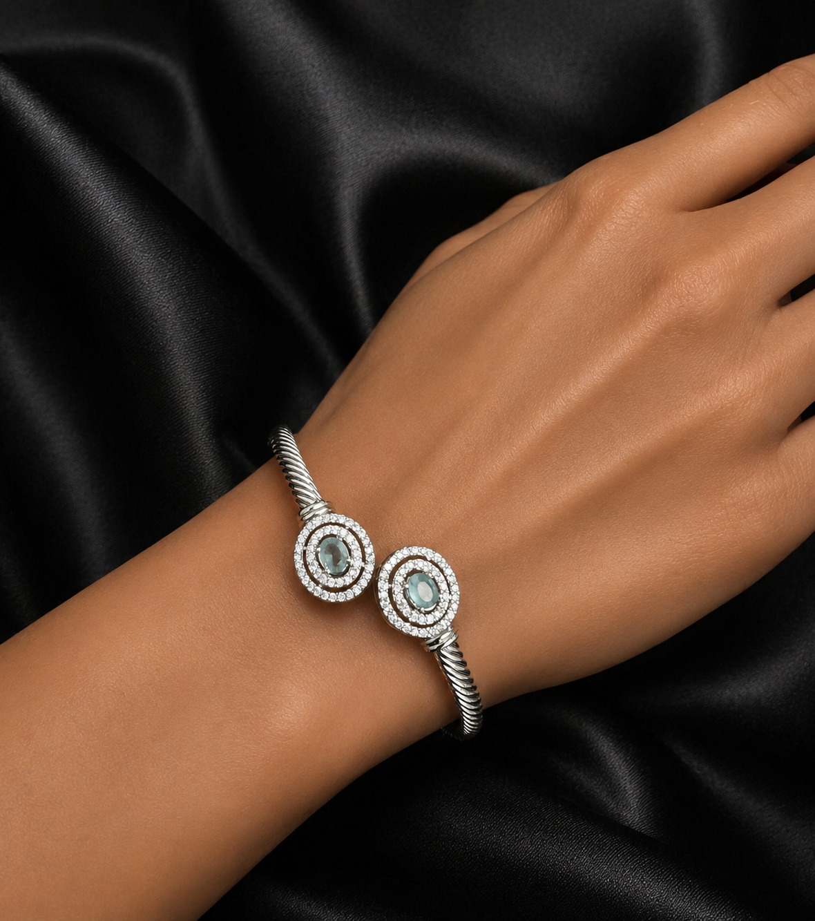 Celestial Oval Flex Bangle